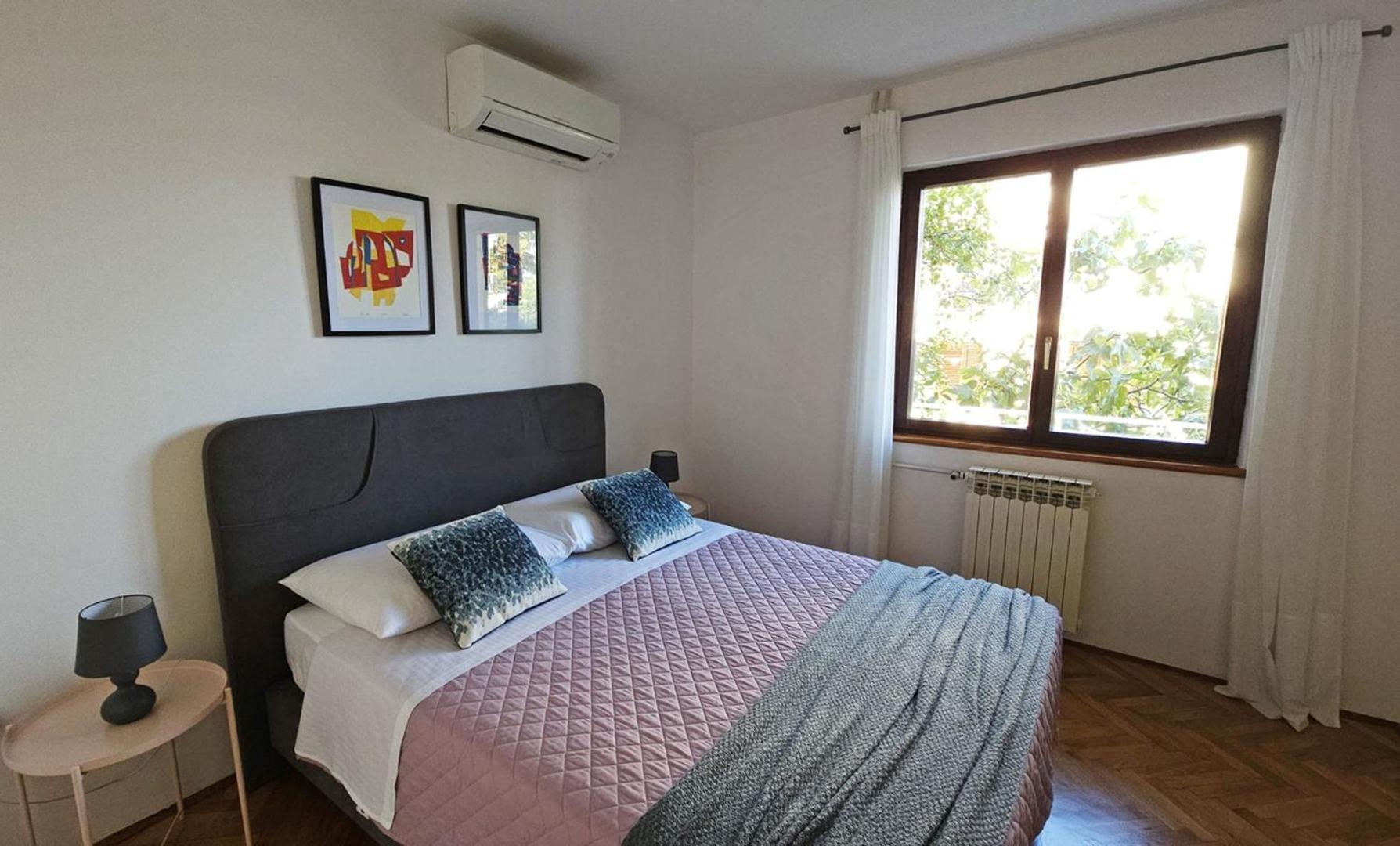 Apartment Jole - A4 -Two Bedrooms - Close To The City Center Пореч Экстерьер фото